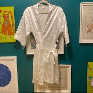Bridal “getting ready” robe
